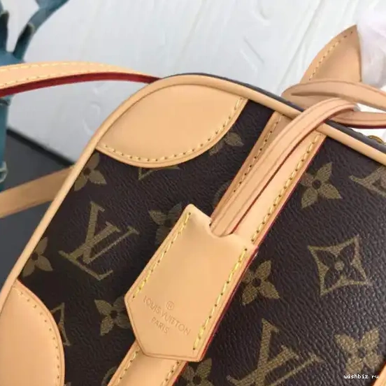 WIS VALISETTE LOUIS BB VUITTON 0504